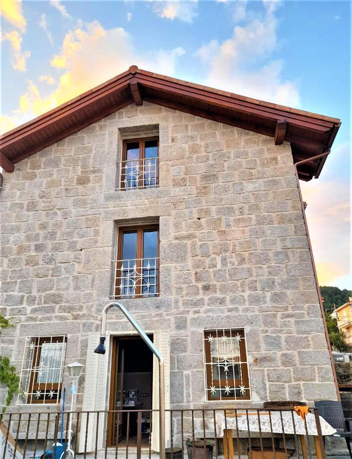 Casa Rural Del Tio Maino Becerril de la Sierra Eksteriør bilde